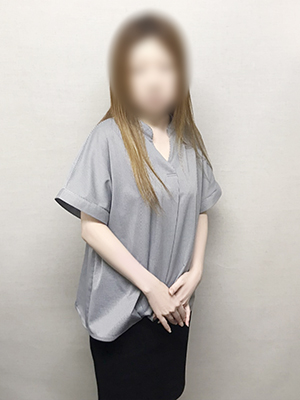 新横浜人妻デリヘル【熟女の風俗最終章 新横浜店】椎名