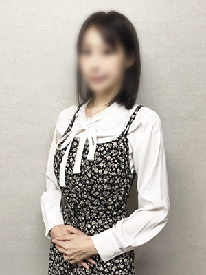 新横浜人妻デリヘル【熟女の風俗最終章 新横浜店】 伊織